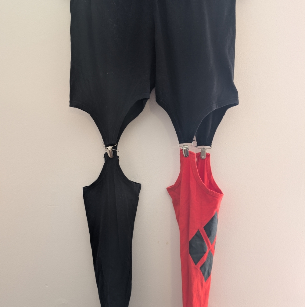 Black and Red Harley Quinn Garter Leggings